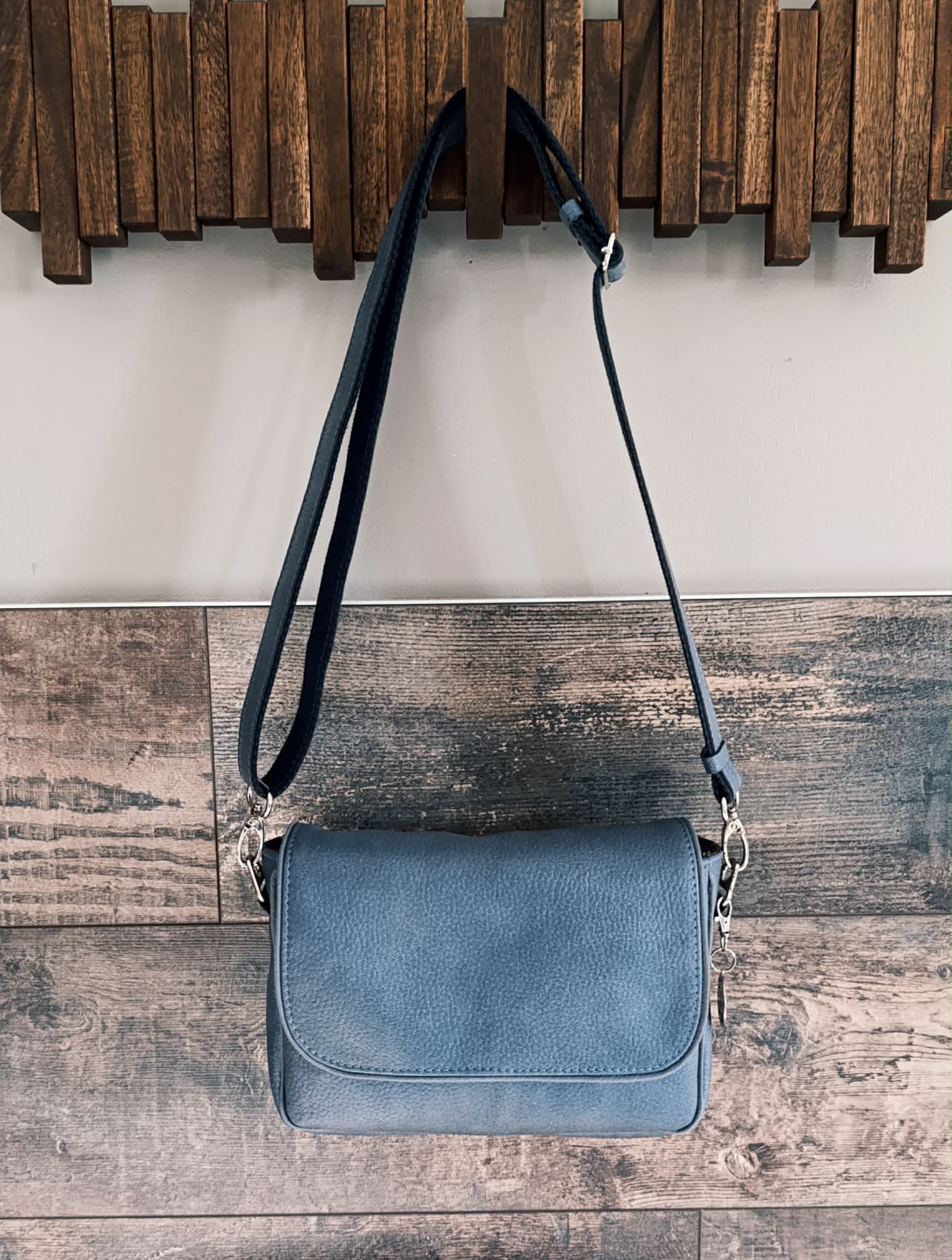 289ad911-7e68-42c3-b058-82ad2eb84db9